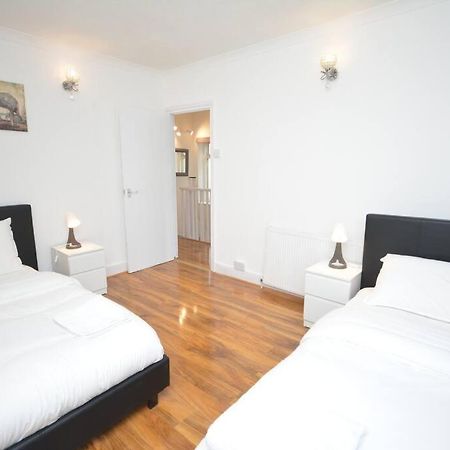 4 Bedroom House In East 伦敦 外观 照片